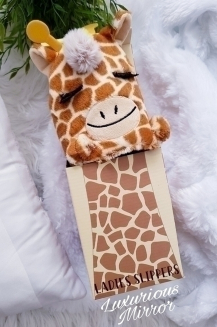 Winter Wishes Womens Get On My Level Giraffe Animal Slippers Sz 6.5/7.5